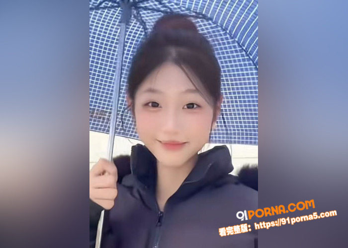 纹身牙套妹性瘾发作抓起鸡...（3）