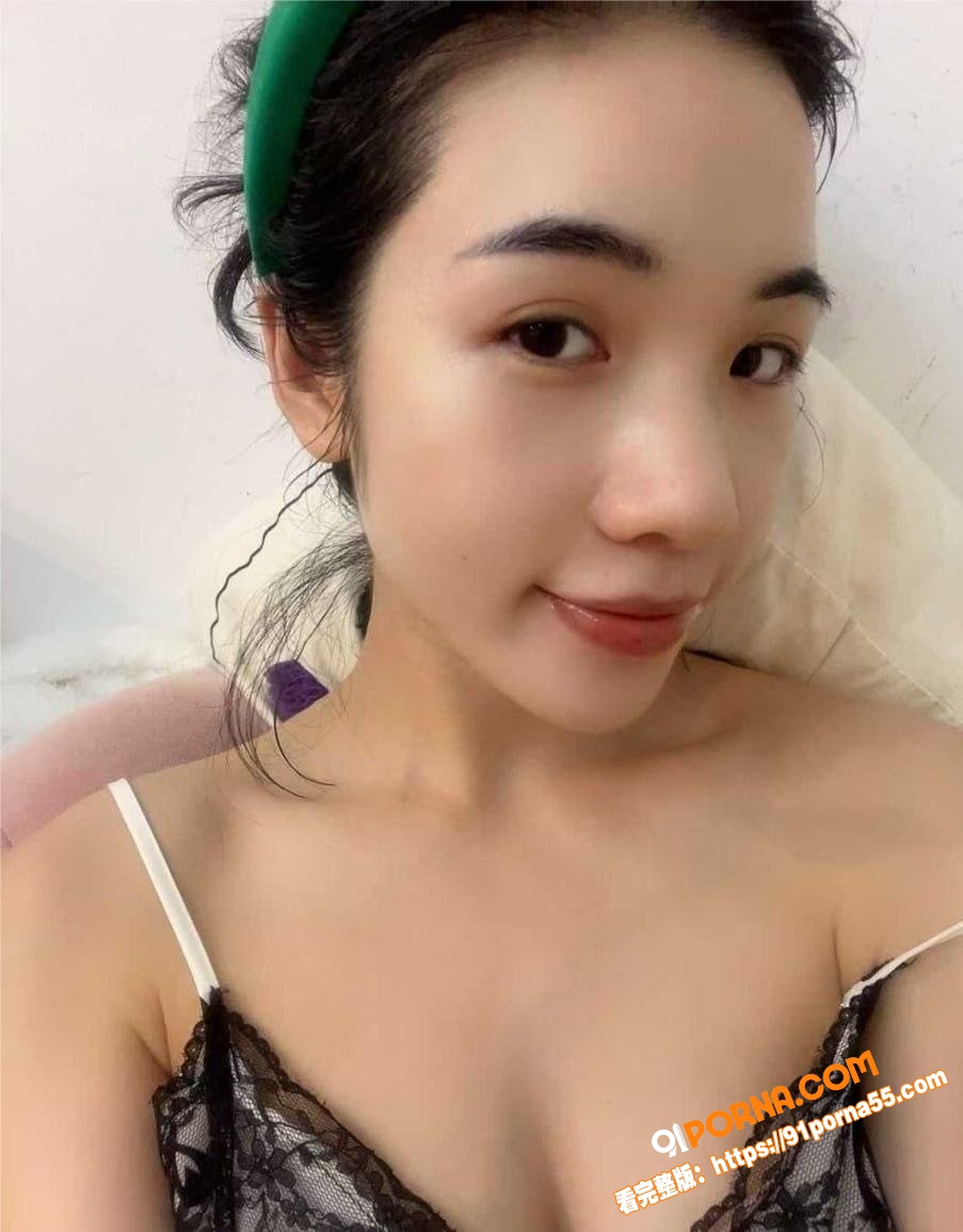 布依族反差尤物潘祺涵私密...（3）