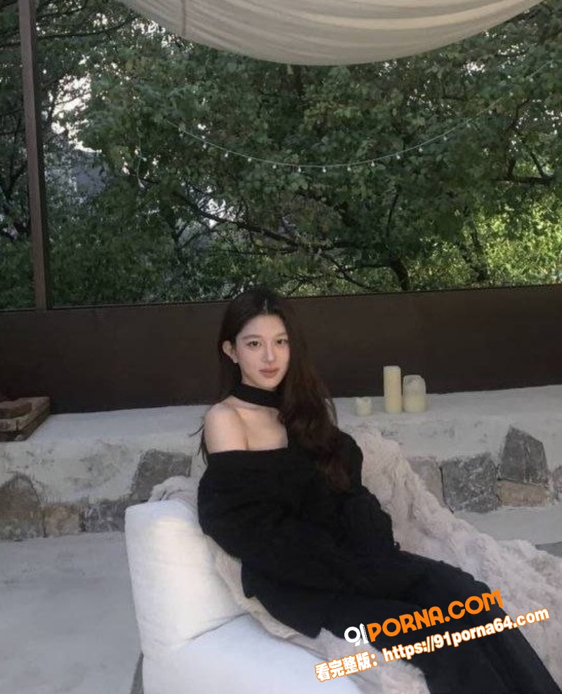 最近很火的颜值女神郑玮婷...（1）