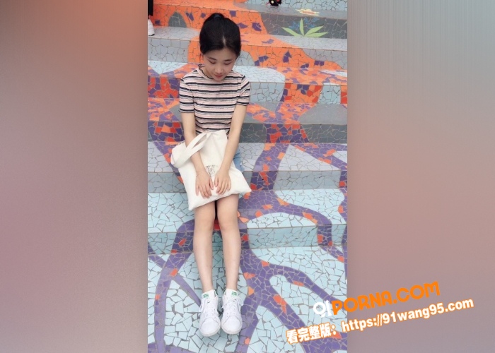 新婚人妻床上吃吊视频流出...（1）