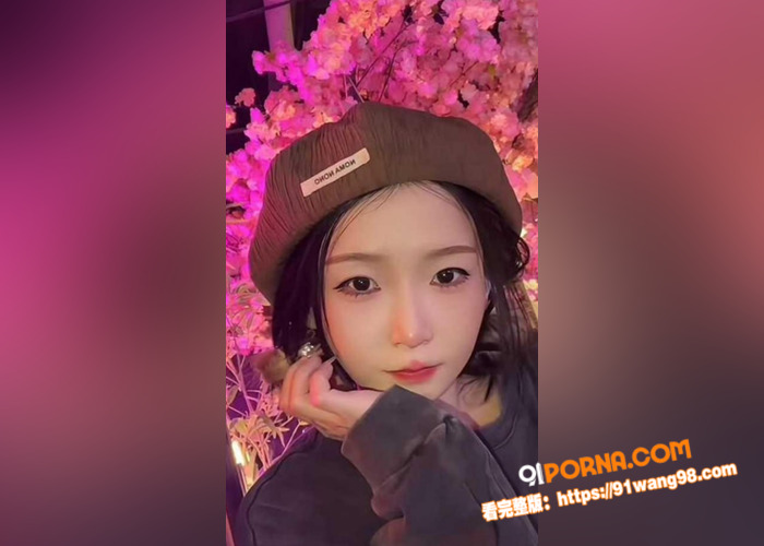 抖音十几万粉丝精神母女 ...（2）