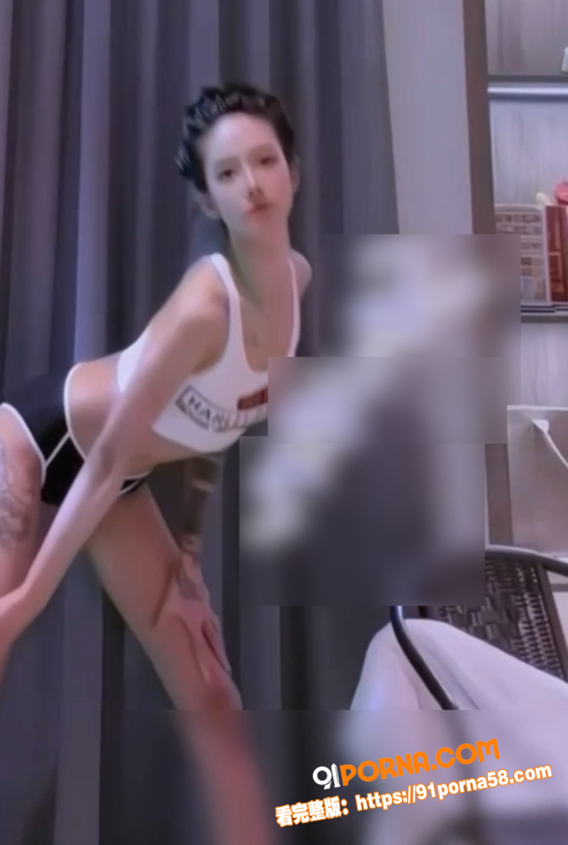 抖音高颜值甜美女网红七七...（8）