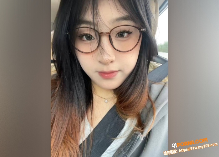 夜总会小妹被金主看上包养...（2）