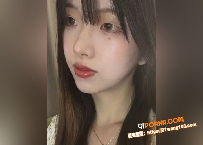极品女大学生 私拍视频被...（2）