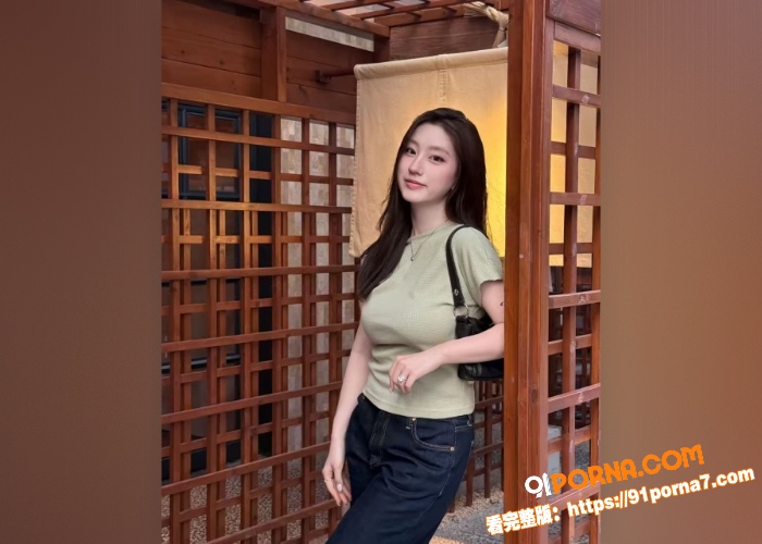 极品素颜冷白皮女大学生小...（9）