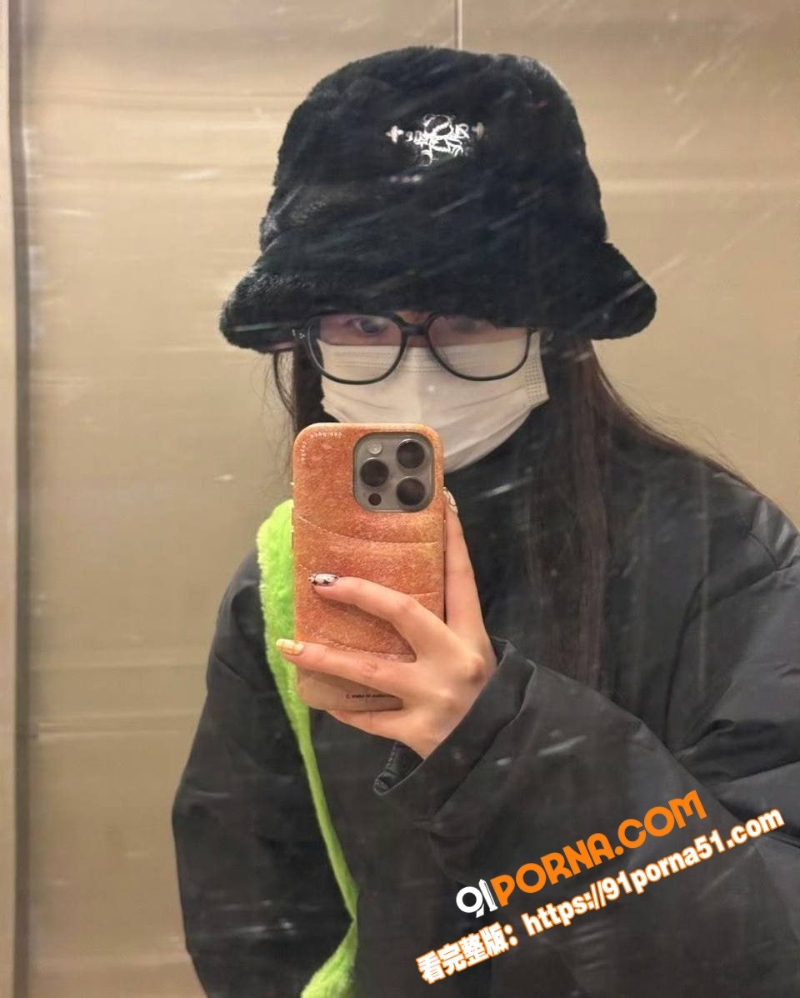 上海微胖眼镜妹大学生酒店...（3）