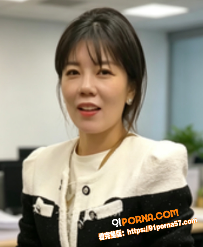 端庄短发少妇 电梯就开始...（2）