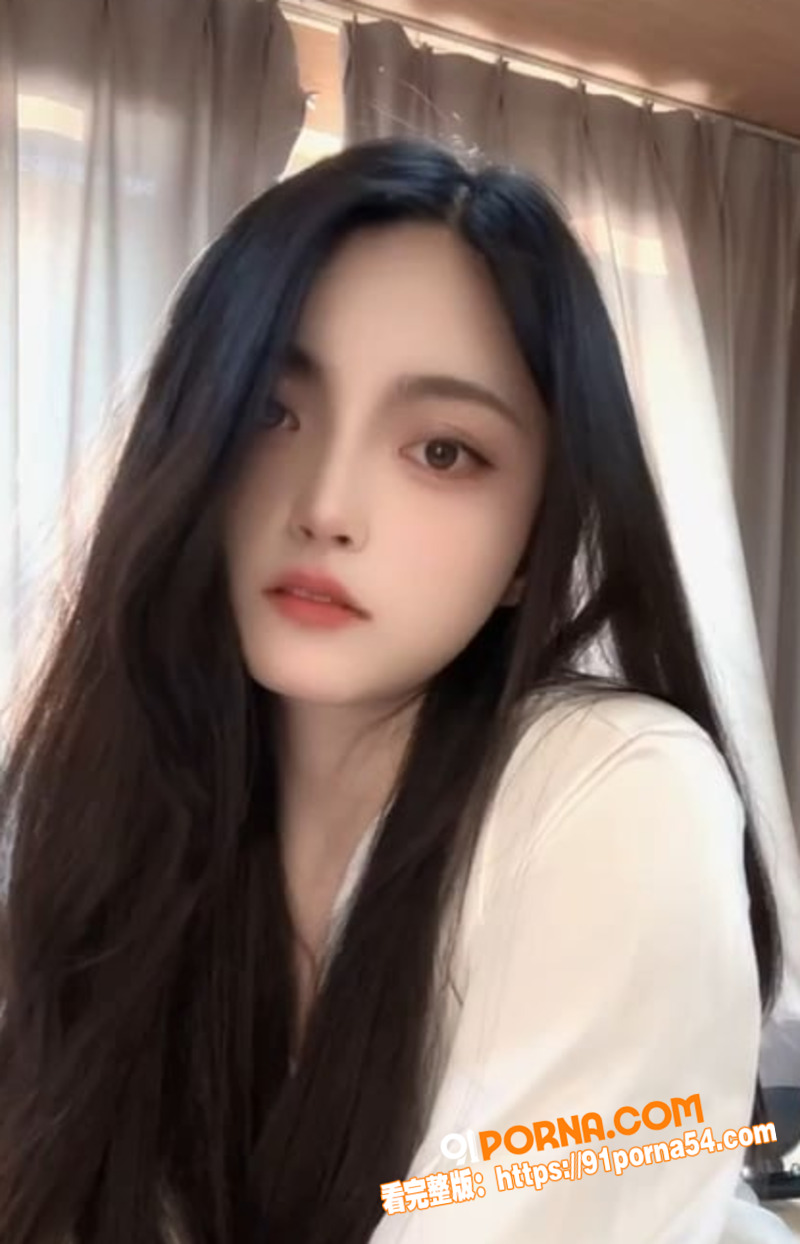 反差才是王道！纹身巨乳网...（1）