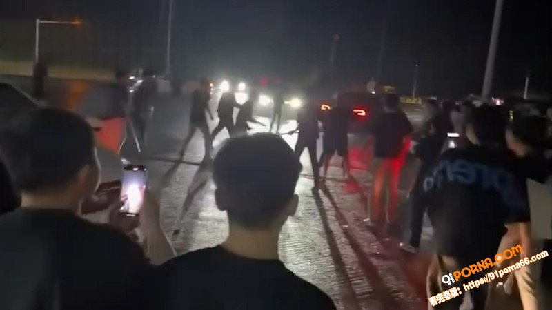 宁乡任福路百人战 两伙小...（5）