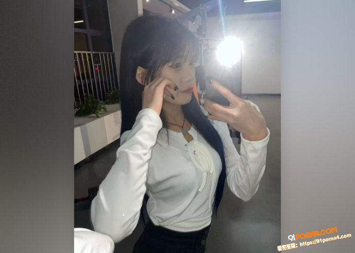 调教精神纹身舌钉妹  紫...（2）