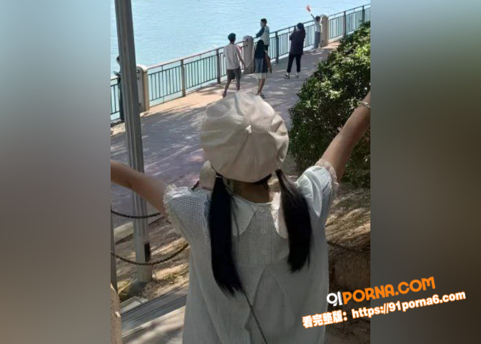 超级卡哇伊圆脸高中萝莉与...（3）