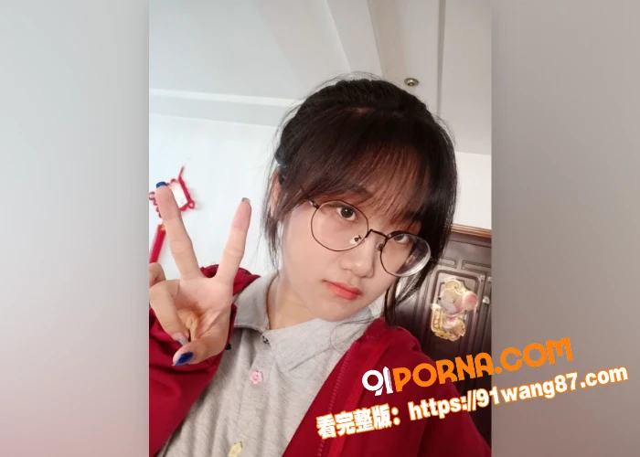 浙江女大学生 与男友做爱...（1）