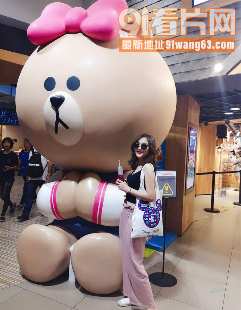大二学妹毕业后 和男友洗...（10）