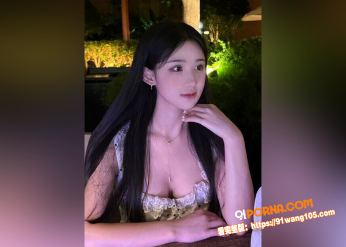 颜值超高得学生妹 化身极...（3）