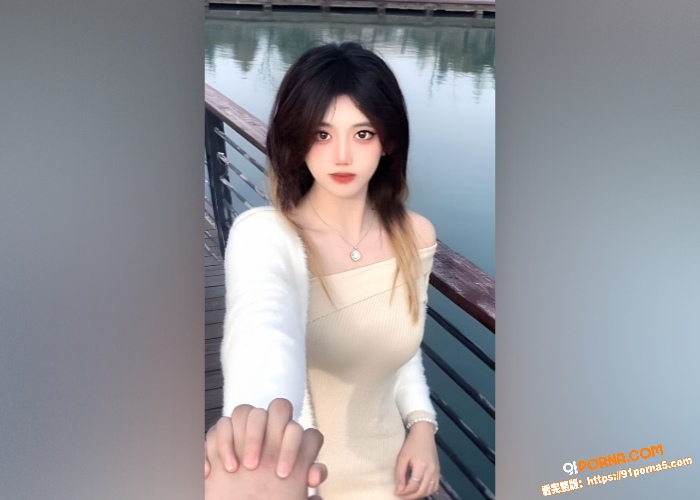 00后年轻情侣的私密自拍...（2）