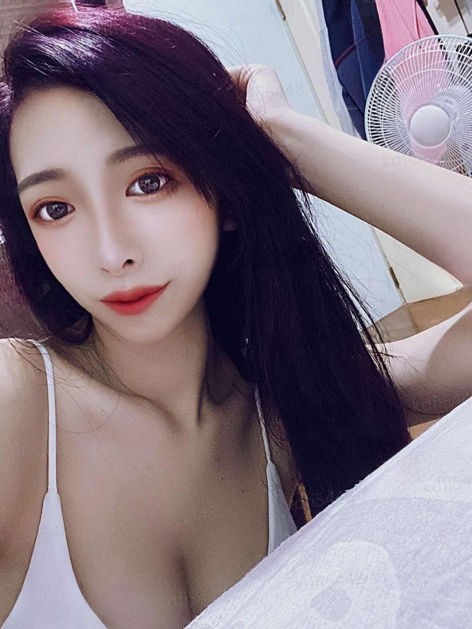 清纯学妹生 性感妖娆的身...（4）