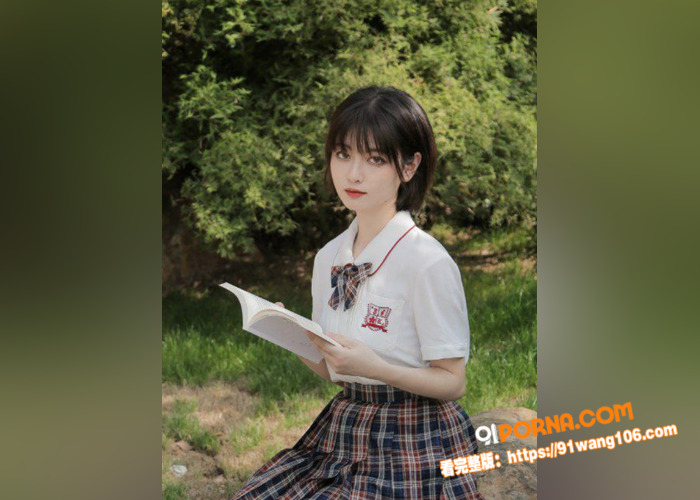 兄妹为了捞金在家直播啪啪...（3）
