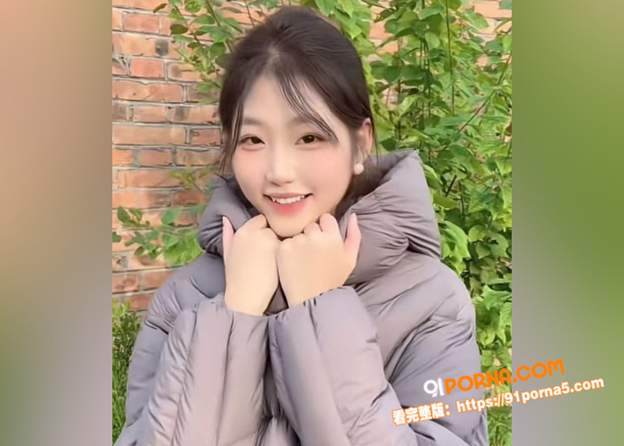 纹身牙套妹性瘾发作抓起鸡...（2）