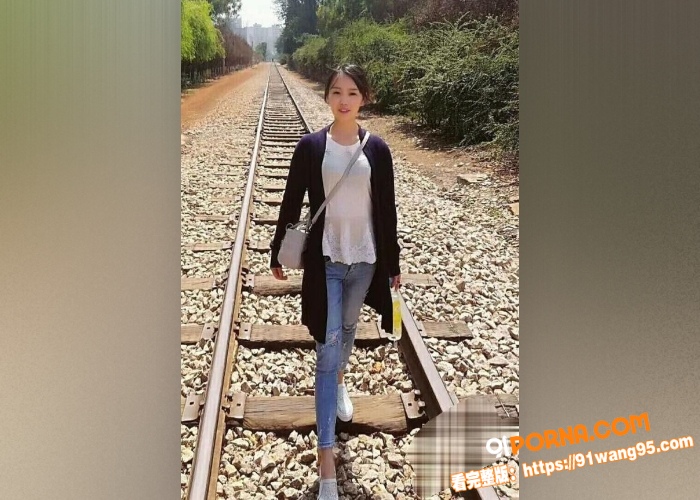 云南昆明美女汽车销售 邓...（4）