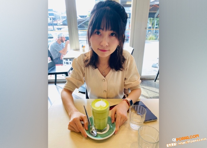 富二代酒店约外围人妻，舌...（2）