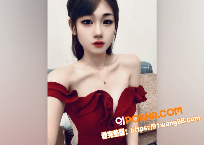 高颜值女大学生 表面清纯...（4）