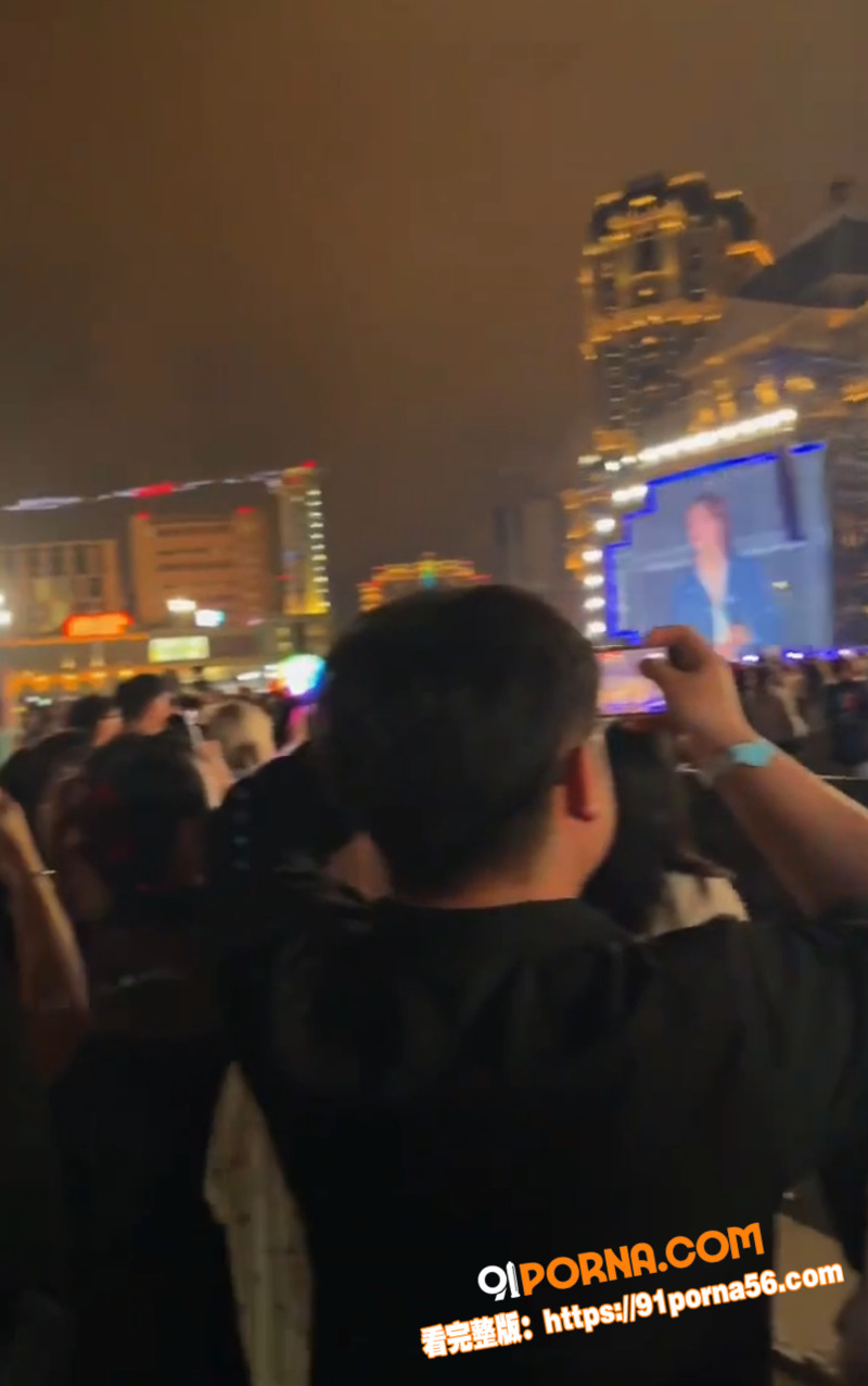 惊天大瓜！权志龙演唱会现...（10）