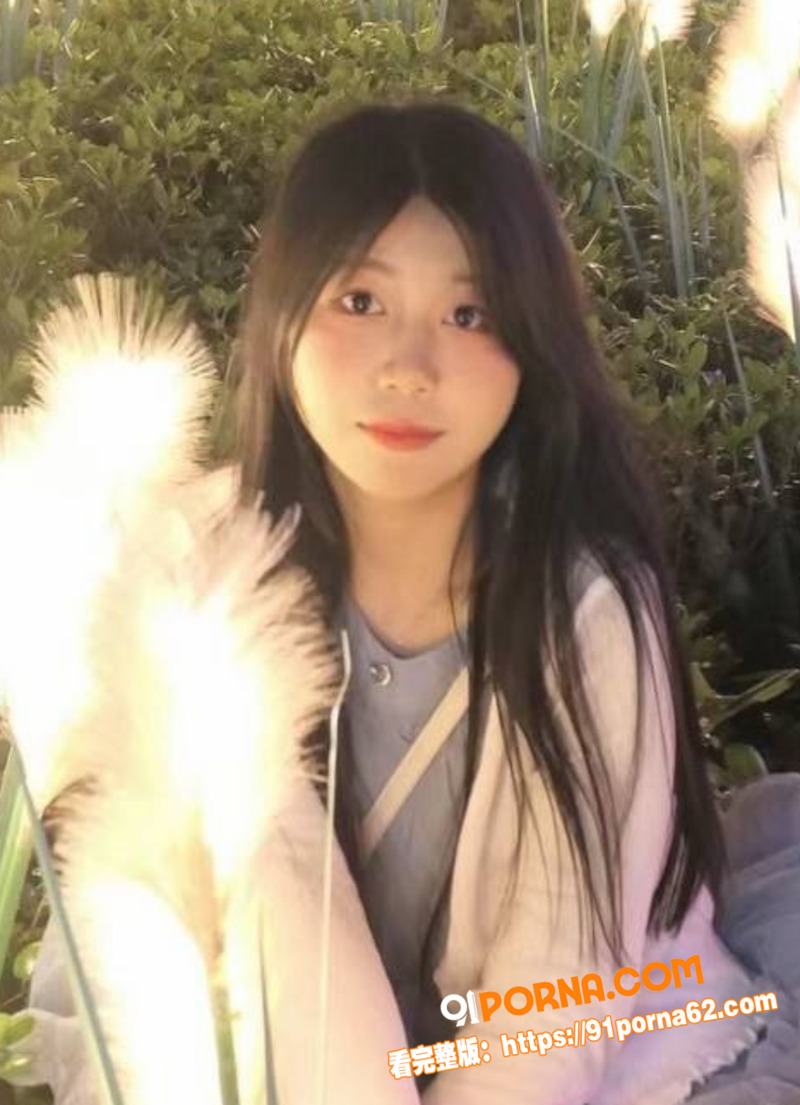 清纯巨乳乖乖女大学生私密...（2）