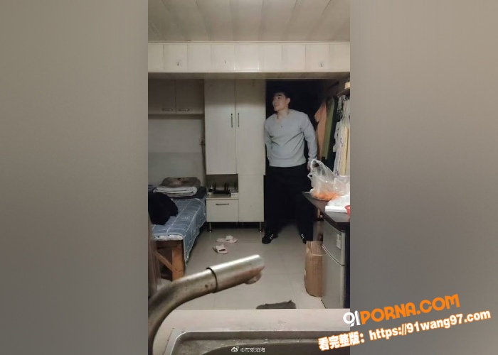 伪娘阿红第一期 出租屋内...（6）