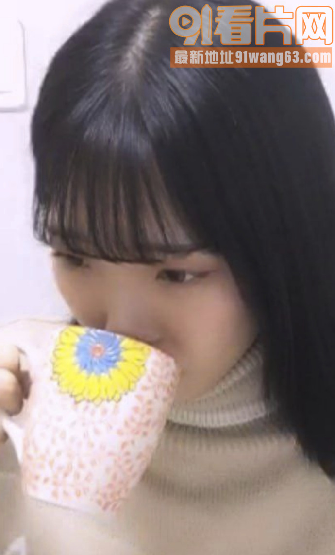 中韩混血女主播 被男友灌...（4）