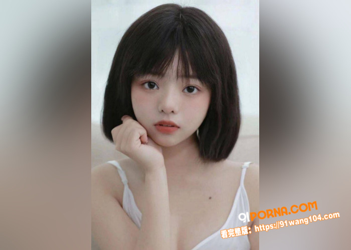 大专清纯学生妹  李秋玥...（1）