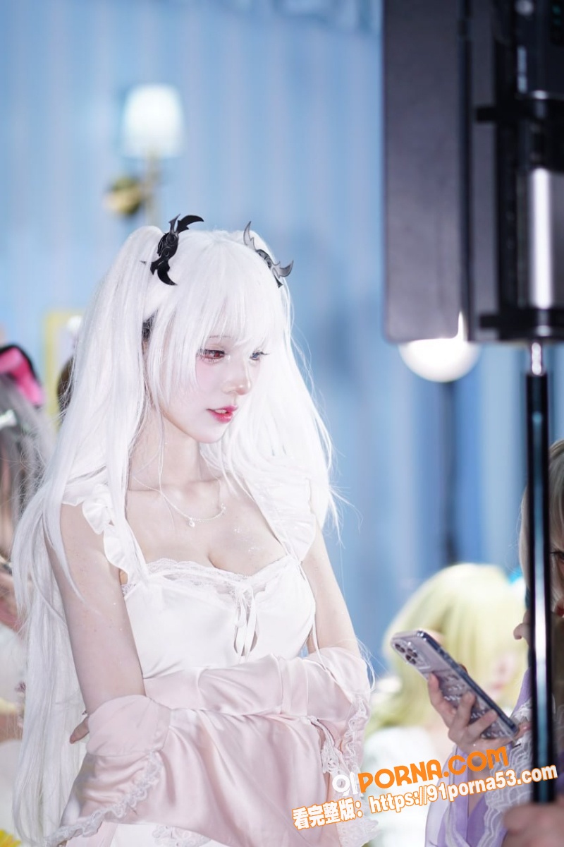 广州萤火虫漫展美女cos...（2）