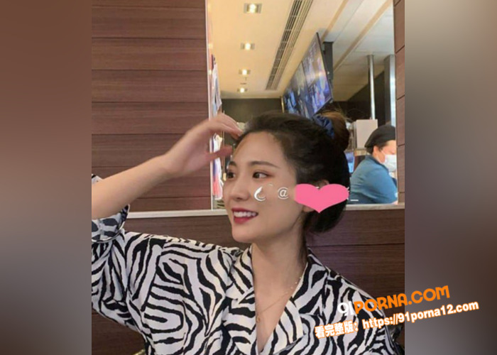 广西科技大学精神小妹 黄...（2）