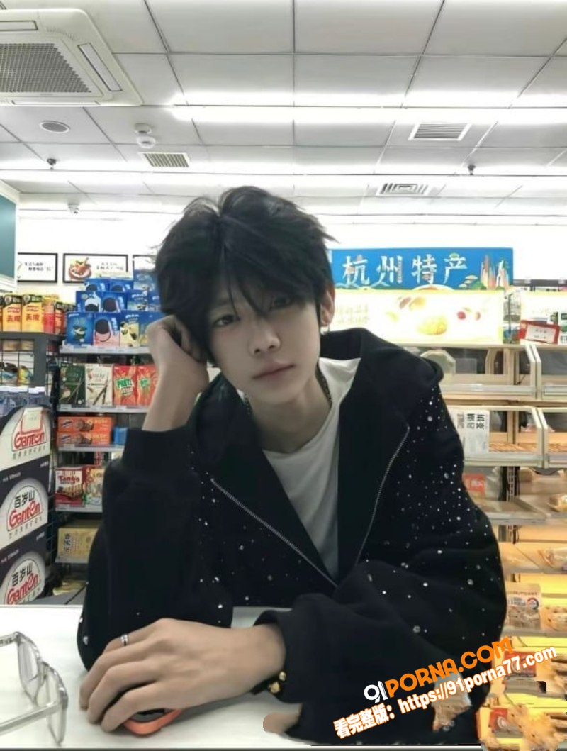 快手千万网红 夜巴黎  ...（10）
