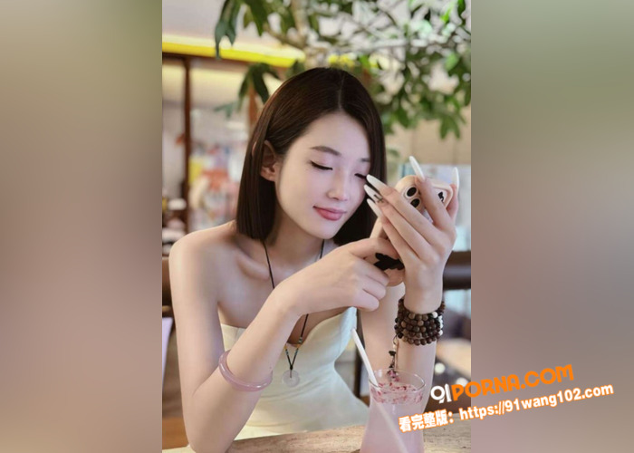 快手16万粉丝女网红 小...（1）