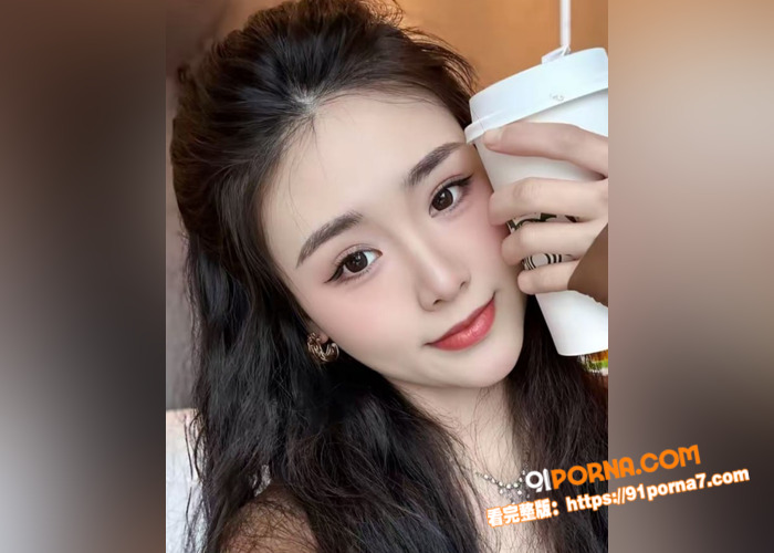 河南郑州极品黑丝少妇鲍鱼...（2）