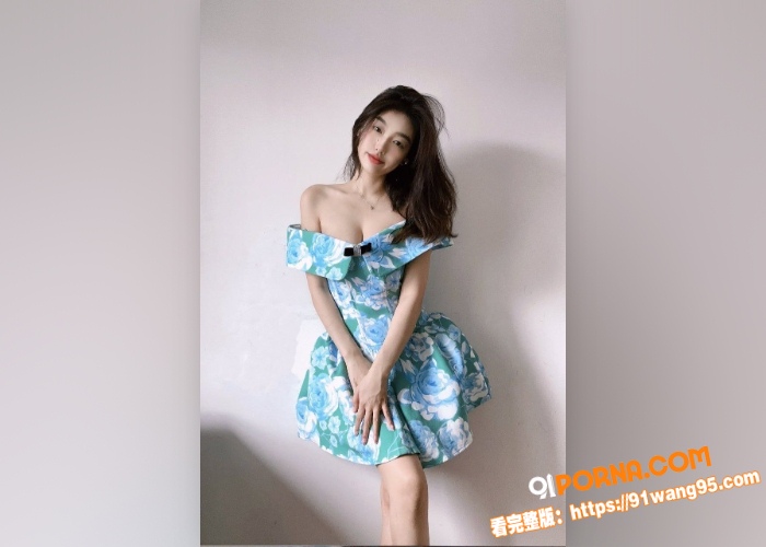 极品巨乳少女 下海被金主...（5）