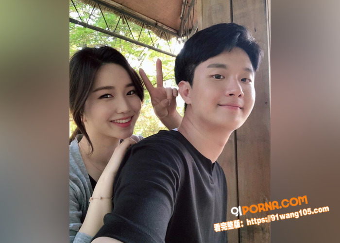 韩国夫妻新婚度蜜月性爱视...（1）
