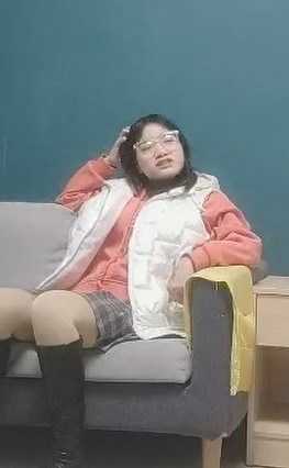 小夏探花之极品大奶眼镜妹...（2）