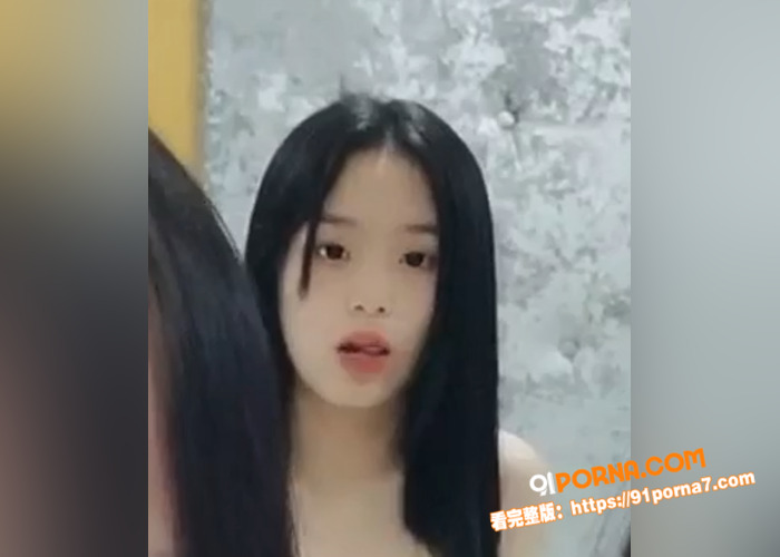 精神小伙带三名精神小妹下...（1）