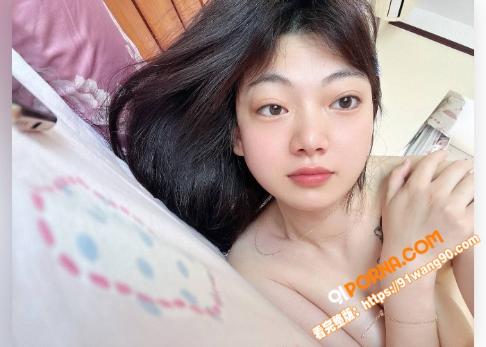 极品人妻美少妇 背着老公...（1）