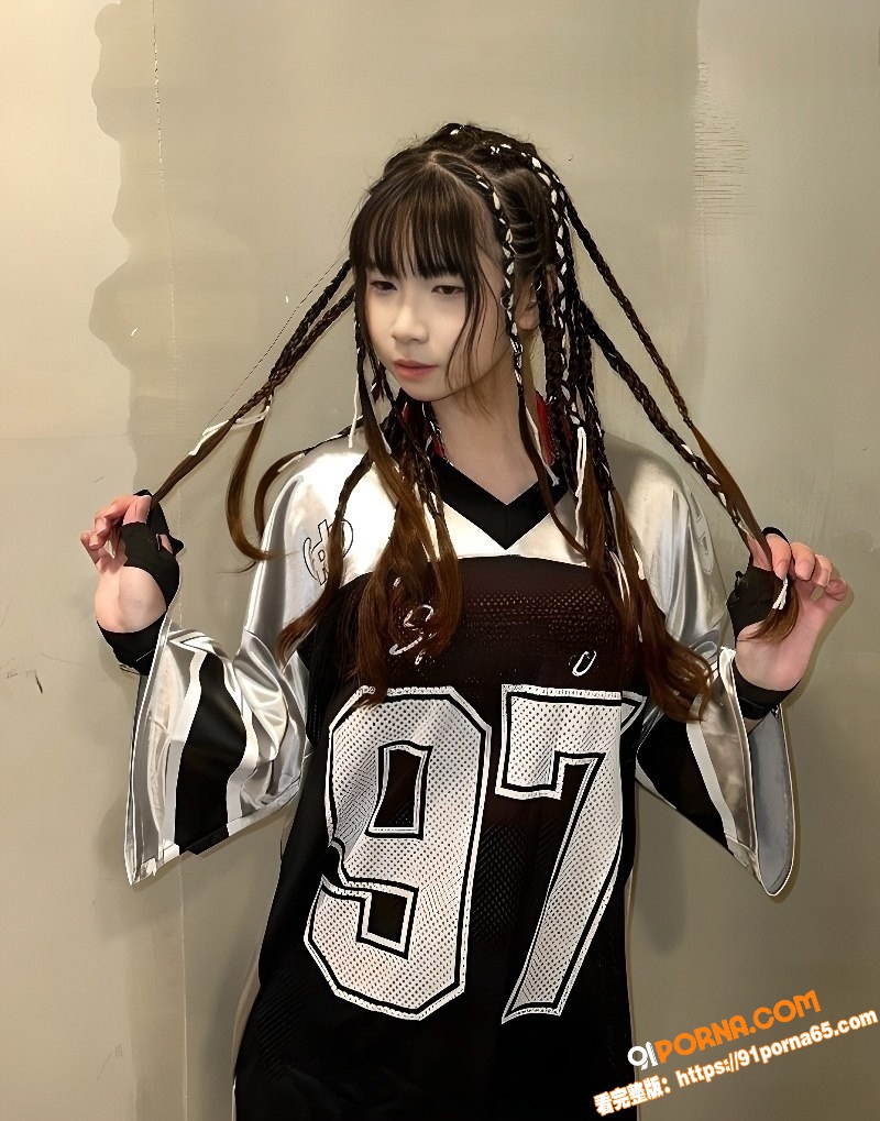 20岁巨乳女大 芸柔 与...（2）