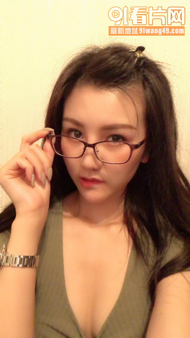 极品巨乳美少女 自拍大量...（1）