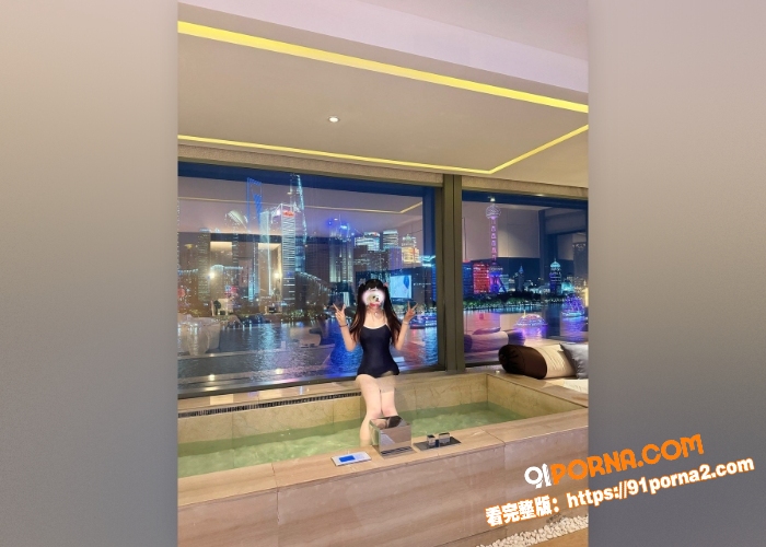 推特金牌萝莉母狗 一只小...（1）