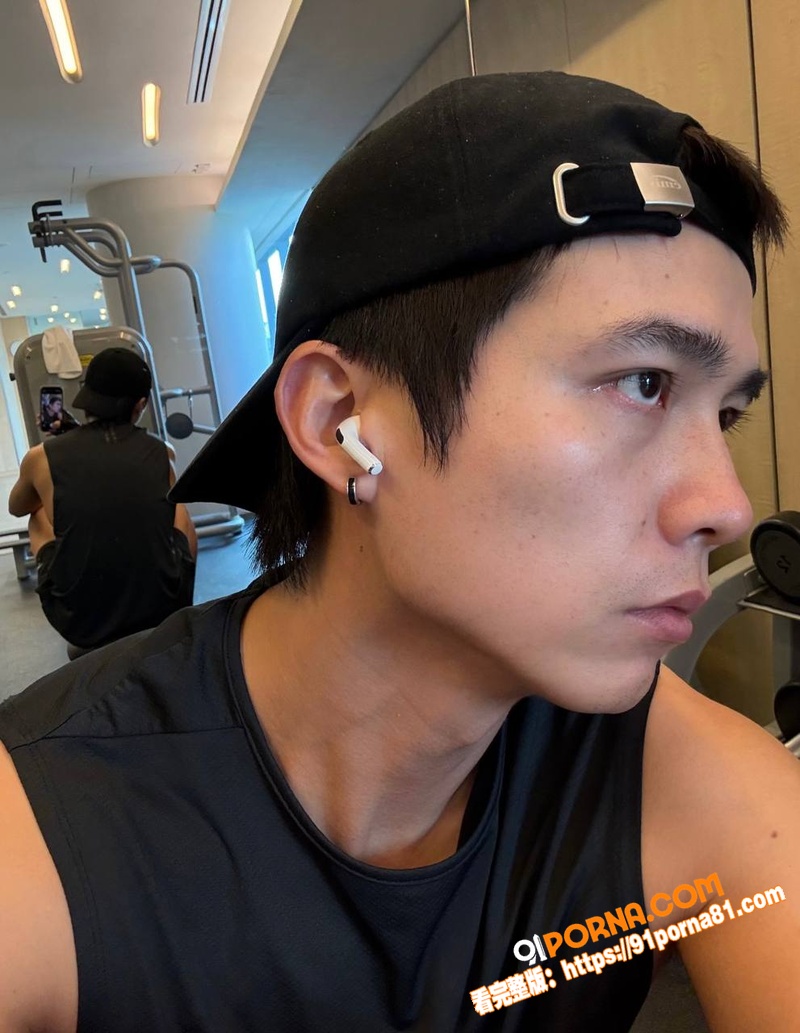 王菲男闺蜜 Ryan 音...（8）
