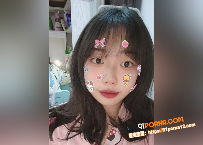 河北石家庄大学生 邓婷 ...（1）