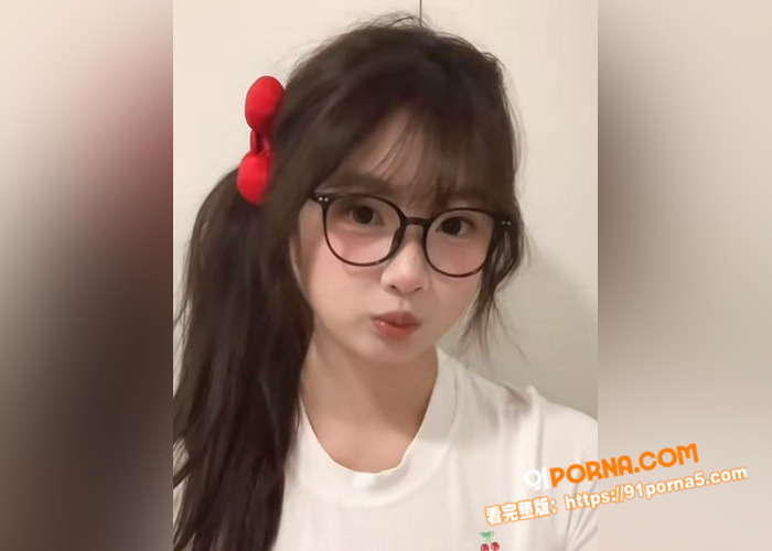 光头老汉家中得吃约操可爱...（1）