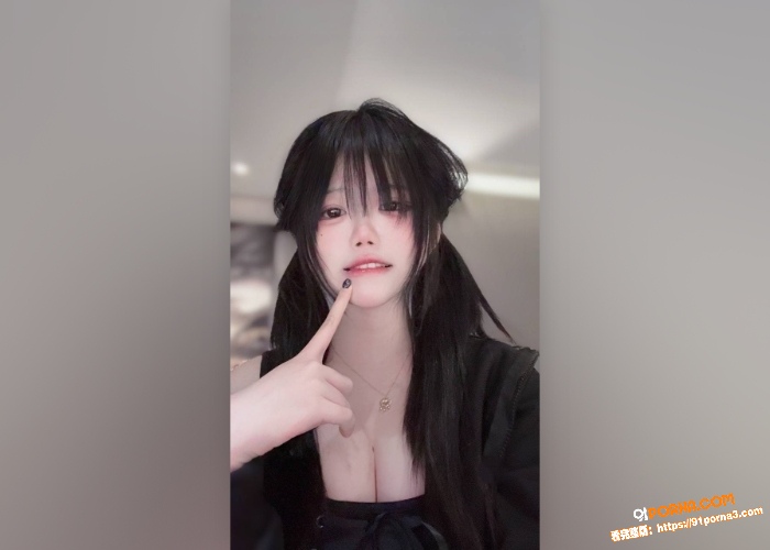 推特白嫩美乳福利姬 女菩...（2）