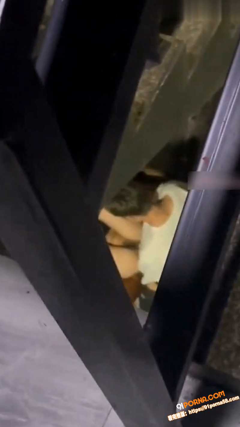 福州BGM酒吧楼道偷拍视...（6）