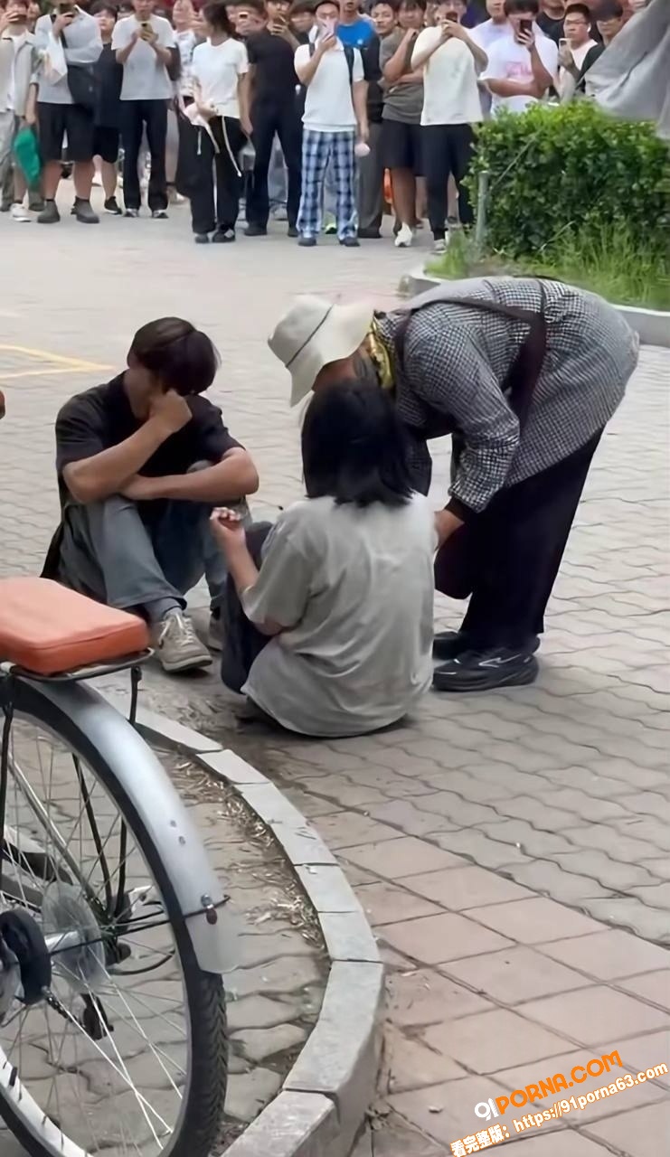 沧交学校大瓜 女生初夜后...（5）