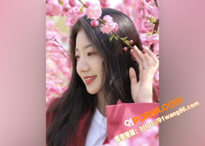 最美警花张津瑜外表清纯 ...（4）
